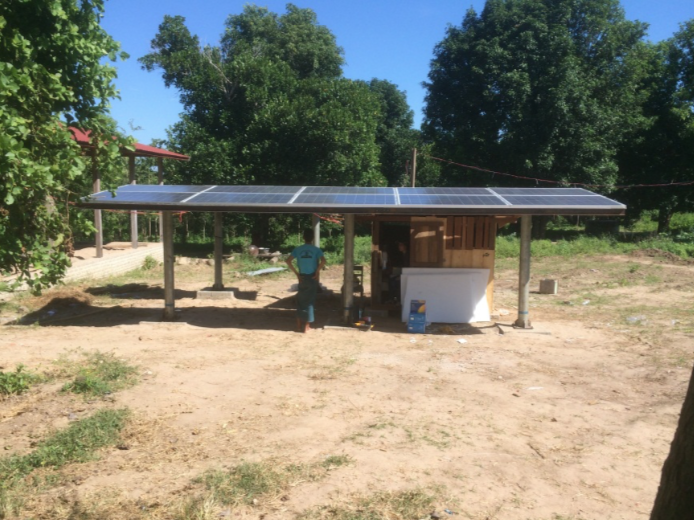 solar panels control system and accesories 3